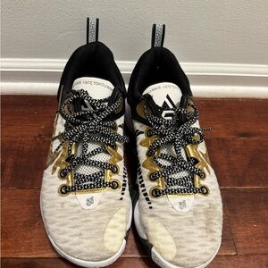 Nike Giannis Immortality Championship Basketball Shoes Men's Size 7